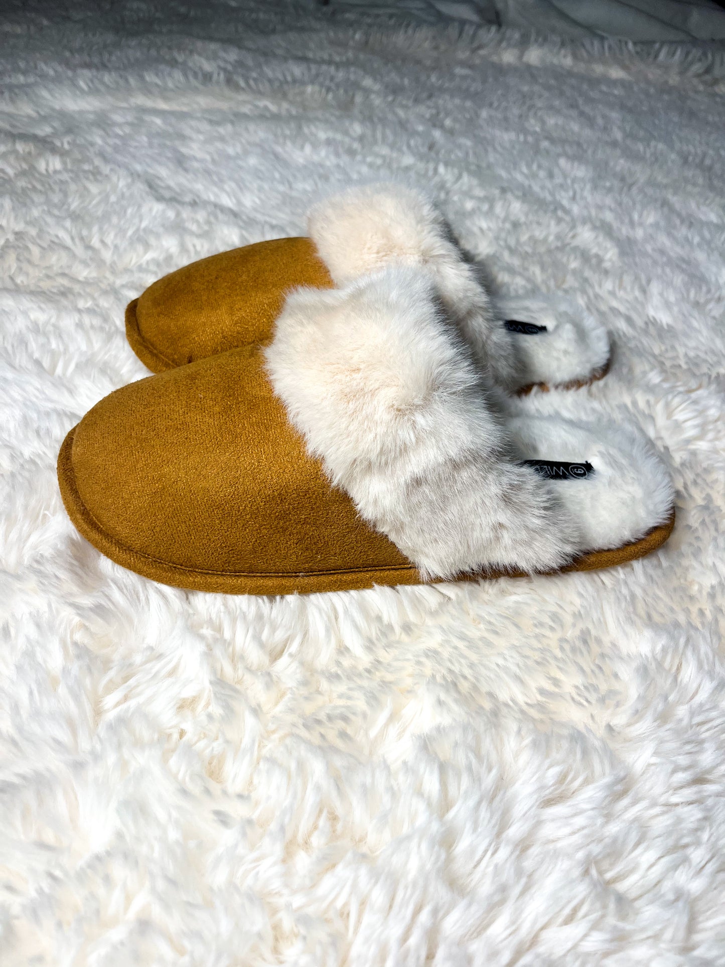 Plush slippers